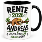 Preview: Schwarzweiße oder weiße Tasse "Rente 2026, Wunschname, muss jetzt gar nichts mehr."