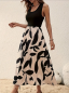 Preview: Damenkleid, Freizeitkleid Trägerkleid 2 Farbig schwarz ecru mit Blattmuster