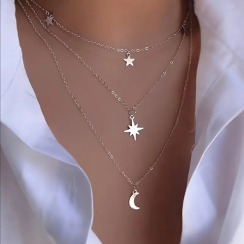 Dreifache Halskette mit Sternen und Mond