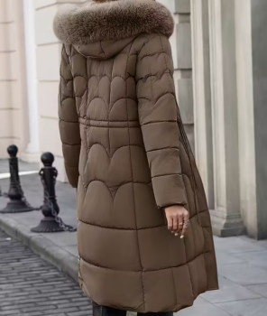 Preview: Stylische Herbst- und Winterjacke für Damen: mit Kapuze, Kordelzug, Taillenbund und Taschen.