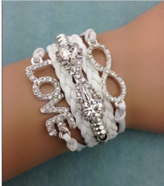 Armband mit Unendlichkeitszeichen und LOVE Schriftzug, weiß