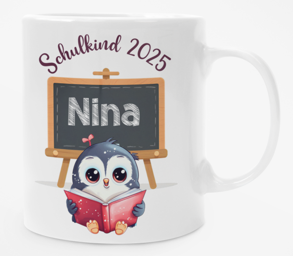 Weiße oder schwarzweiße Tasse "Schulkind 2025 Motiv Katze oder Pinguin, personalisiert"