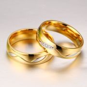 Partnerringe / Eheringe 2er-Set goldfarbig mit geschwungenen Akzenten