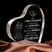 Acryl Herz, Acrylherz, Acryl Aufsteller, mit Spruch: "Die Vergangenheit ist Geschichte, die Zukunft ein Geheimnis..."