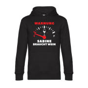 Kapuzenpullover, Hoodie schwarz mit Motiv Wein Tankanzeige: "Warnung Wunschname braucht Wein" personalisiert